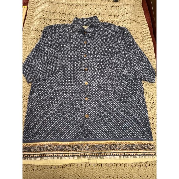 Vintage Mens‎ L  Button-Up Shirt With Geometric Blue & White Pattern - Picture 1 of 12